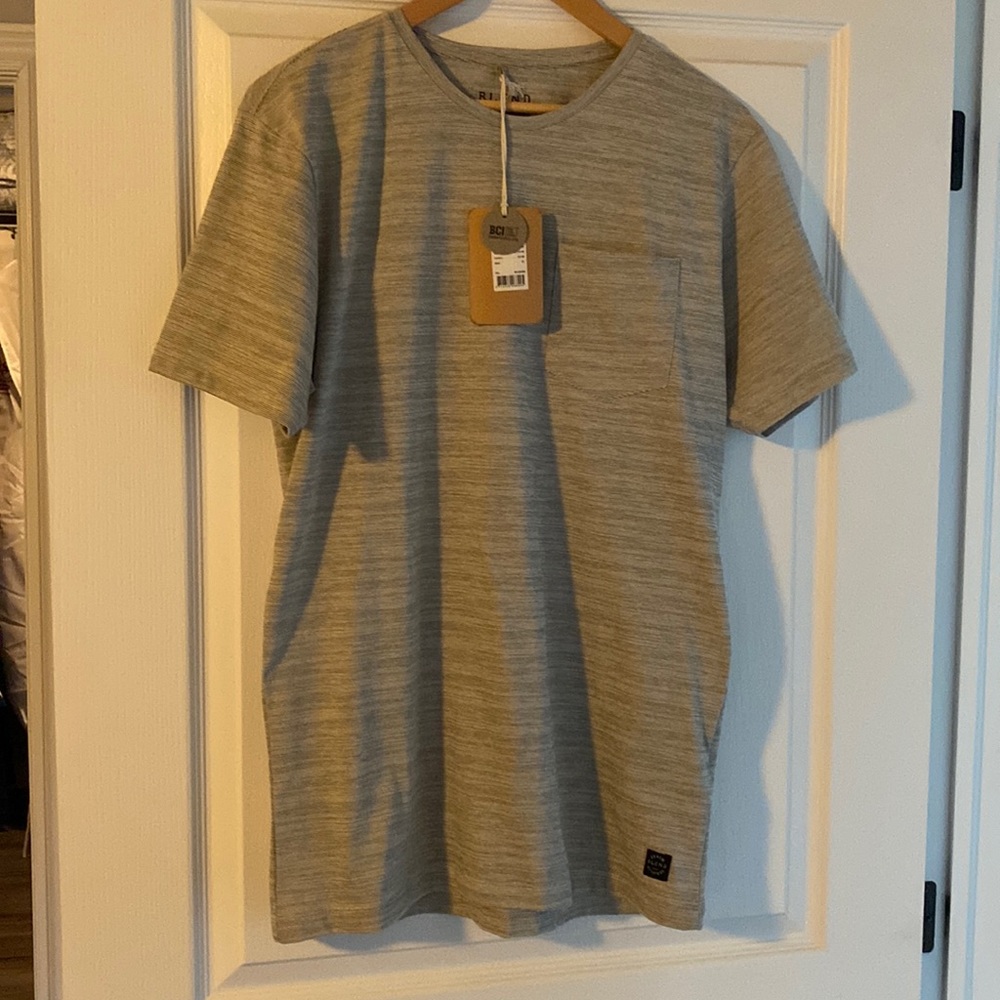 NWT Blend Better Cotton Men’s Casual T-Shirt.